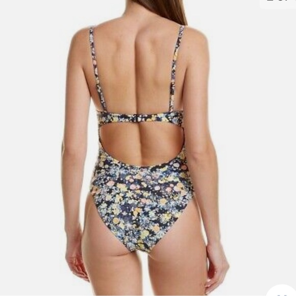 Red Carter Lace Up Maillot Floral Print One Piece Swimsuit Size Small - Picture 3 of 12